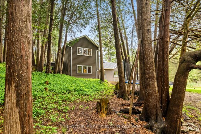 662 Raglan Rd W, House other with 3 bedrooms, 3 bathrooms and 10 parking in Oshawa ON | Image 45
