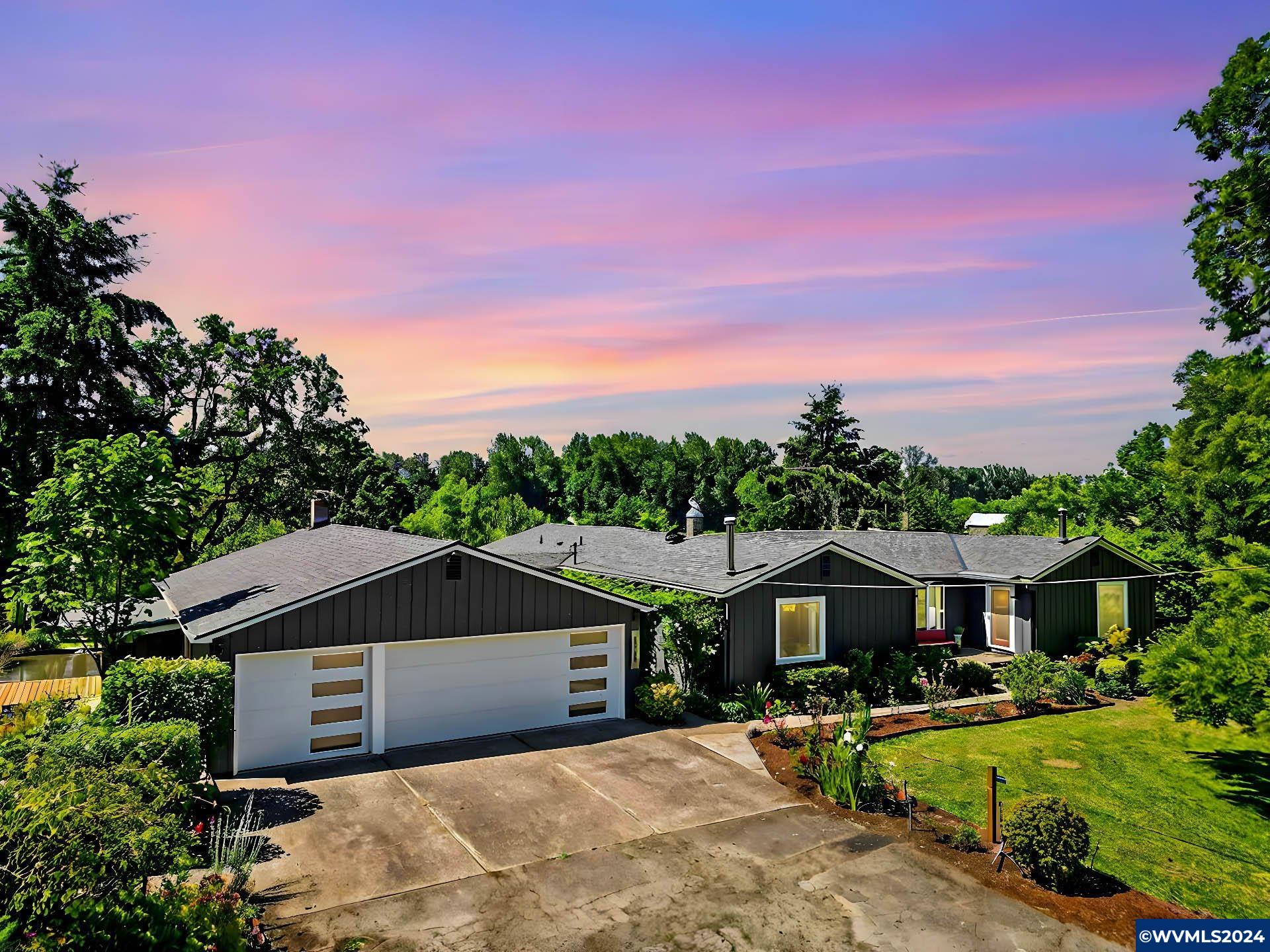 Riverside Dr, Salem, OR 97306