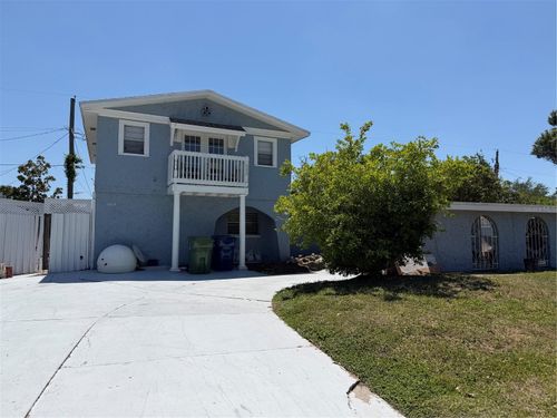 2926 W Saint John St, TAMPA, FL, 33607-2946 | Card Image