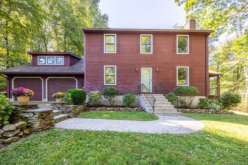 44 Chimney Sweep Rd, Wallingford, CT, 06492-1656 | Card Image