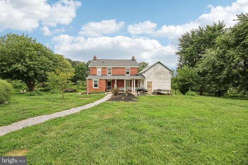 2100 Blacks School House Rd, TANEYTOWN, MD, 21787-1463 | Card Image