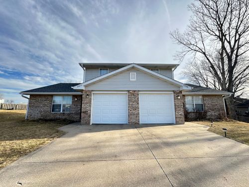 2411 Carnation Dr, Columbia, MO, 65202-1299 | Card Image