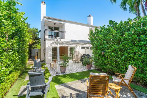 1616 Ne 5th St, Fort Lauderdale, FL, 33301-1324 | Card Image