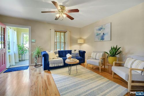 30 Virginia Ave, Montclair, NJ, 07042-2466 | Card Image