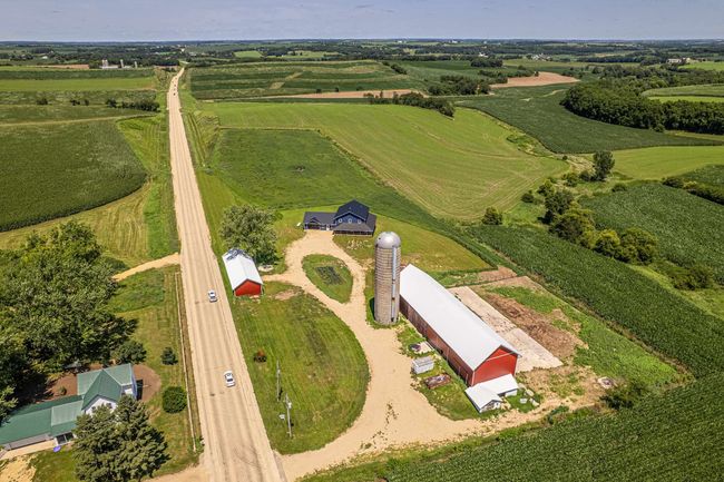 N5184 County Rd N, House other with 3 bedrooms, 3 bathrooms and null parking in MONROE WI | Image 64