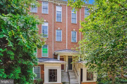 4479 Beacon Grove Cir, FAIRFAX, VA, 22033-6037 | Card Image