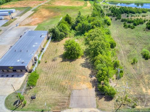 3600 S Harrah Rd, Harrah, OK, 73045 | Card Image