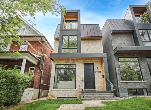 222B Pearson Ave, Toronto, ON, M6R1G7 | Card Image