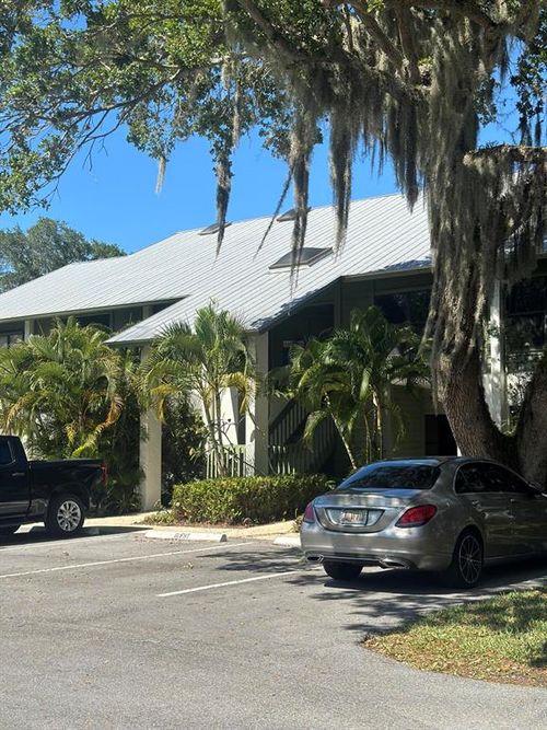 apt-102-5270 Se Seascape Way, Stuart, FL, 34997-2586 | Card Image