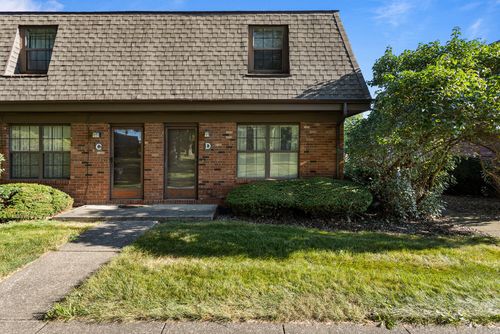 apt-d-8 Evergreen Cir, Savoy, IL, 61874-8708 | Card Image