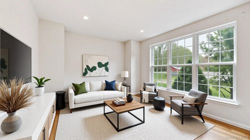 3 Caledonia Cir, Highland Mills, NY, 10930-8314 | Card Image