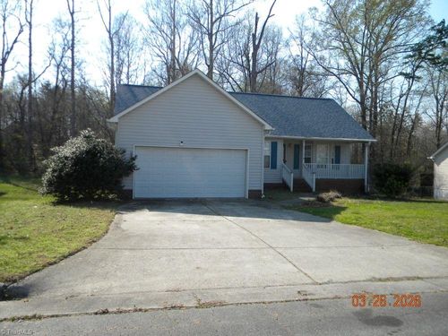 4620 Leprechaun Ln, Winston-Salem, NC, 27127-9750 | Card Image