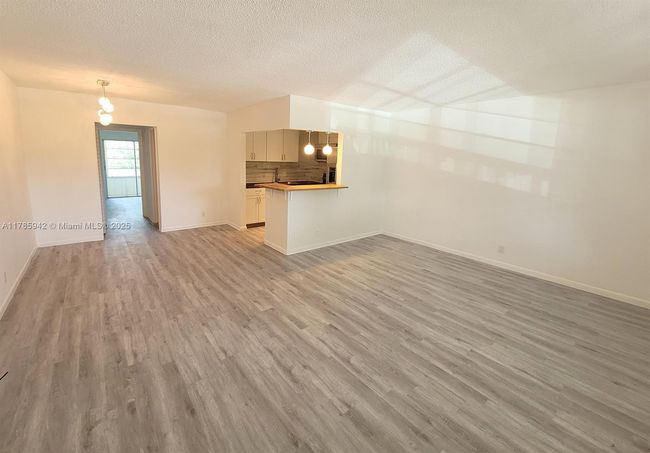 14 - 14 Salisbury A, Condo with 1 bedrooms, 2 bathrooms and null parking in West Palm Beach FL | Image 18