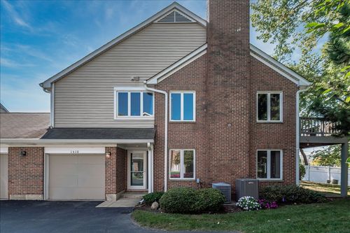 1510 N Kendal Ct, Arlington Heights, IL, 60004-4369 | Card Image