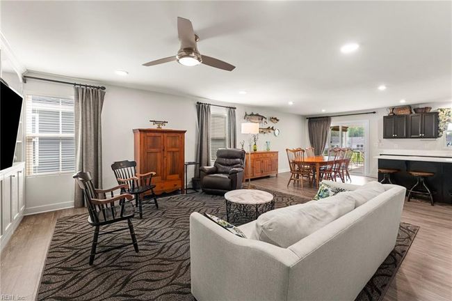 6957 Healy Ave, House other with 4 bedrooms, 3 bathrooms and null parking in Gloucester VA | Image 8
