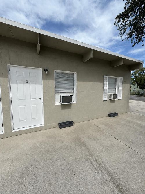 1-620 20th St, WEST PALM BEACH, FL, 33407-6366 | Card Image