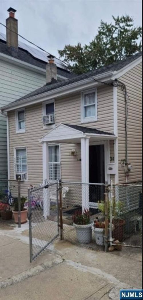 34 James St, Paterson, NJ, 07502-1938 | Card Image