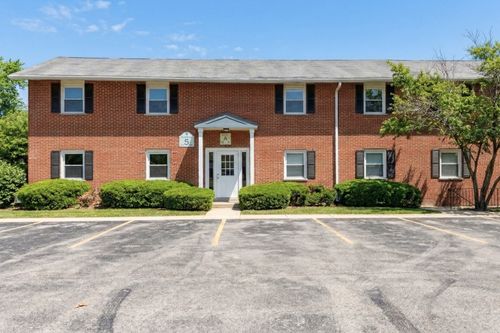 30-15 Arrowhead Drive, Algonquin, IL, 60102 | Card Image