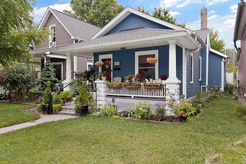 809 Emerson St, Goshen, IN, 46526-3905 | Card Image