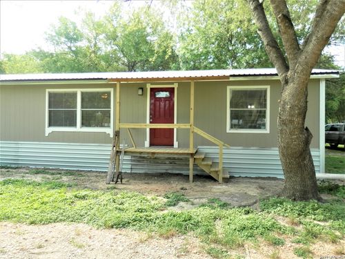 786 Potthast Dr, New Braunfels, TX, 78130-9576 | Card Image