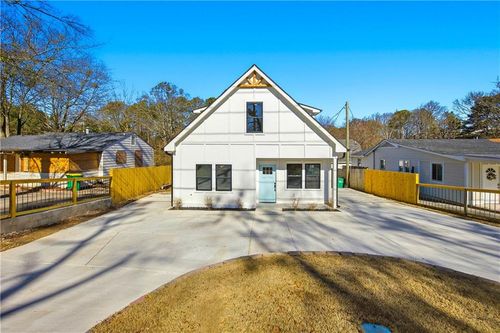 4516 Peachtree Street, Atlanta, GA, 30360 | Card Image