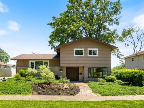 15023 Mission Ave, Oak Forest, IL, 60452-1310 | Card Image