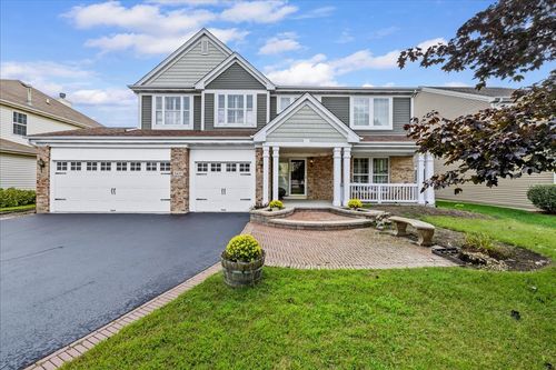 1415 Carmel Ln, Cary, IL, 60013-1503 | Card Image