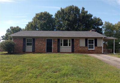 1604 Withersea Lane, House other with 3 bedrooms, 2 bathrooms and null parking in Reidsville NC | Image 1