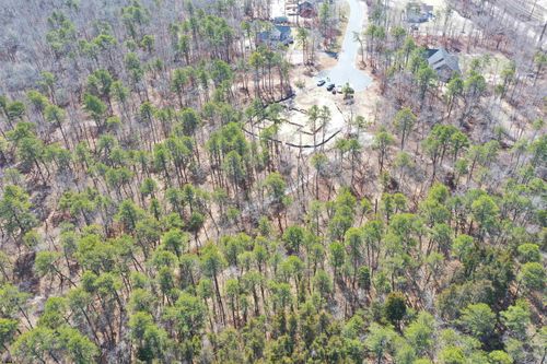 16 Holly Creek Rd, Port Republic, NJ, 08241-9801 | Card Image