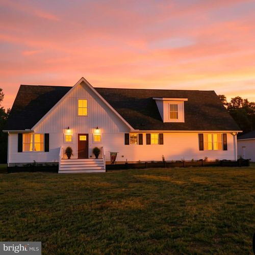10910 Warrington Ln, LAUREL, DE, 19956-4661 | Card Image