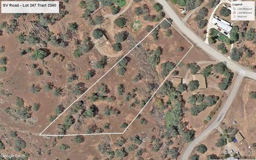 247 Squaw Valley Rd, Squaw Valley, CA, 93675 | Card Image