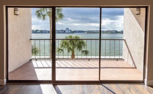 111-401 Lakeside Ln, Houston, TX, 77058-4305 | Card Image