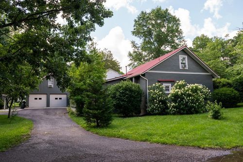 406 W Commercial Ave, Monterey, TN, 38574-1114 | Card Image