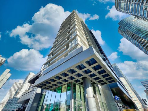 1015-352 Front St W, Toronto, ON, M5V0K3 | Card Image