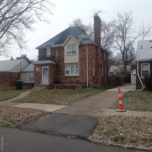 11137 Balfour Rd, Detroit, MI, 48224-1108 | Card Image