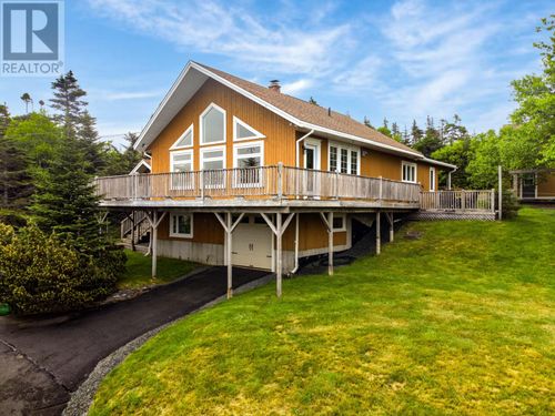 871 Indian Meal Line, Portugal Cove - St. Philips, NL, A1M3E6 | Card Image
