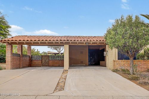 3082 S Calle Madrid, Green Valley, AZ, 85622-3230 | Card Image