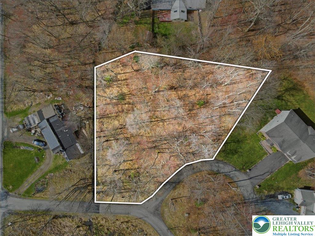 Land in Coolbaugh Twp