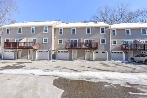 65 Glastonbury Dr, Nashua, NH, 03063-7021 | Card Image