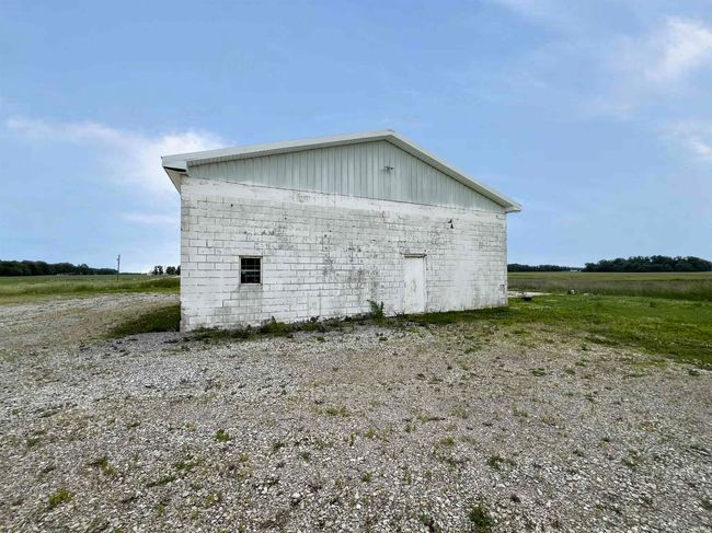 4524 E 800 N, House other with 1 bedrooms, 1 bathrooms and null parking in Ossian IN | Image 32