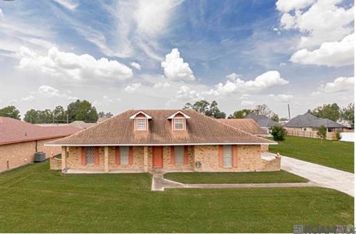2027 S Edward Ave, Gonzales, LA, 70737-3767 | Card Image