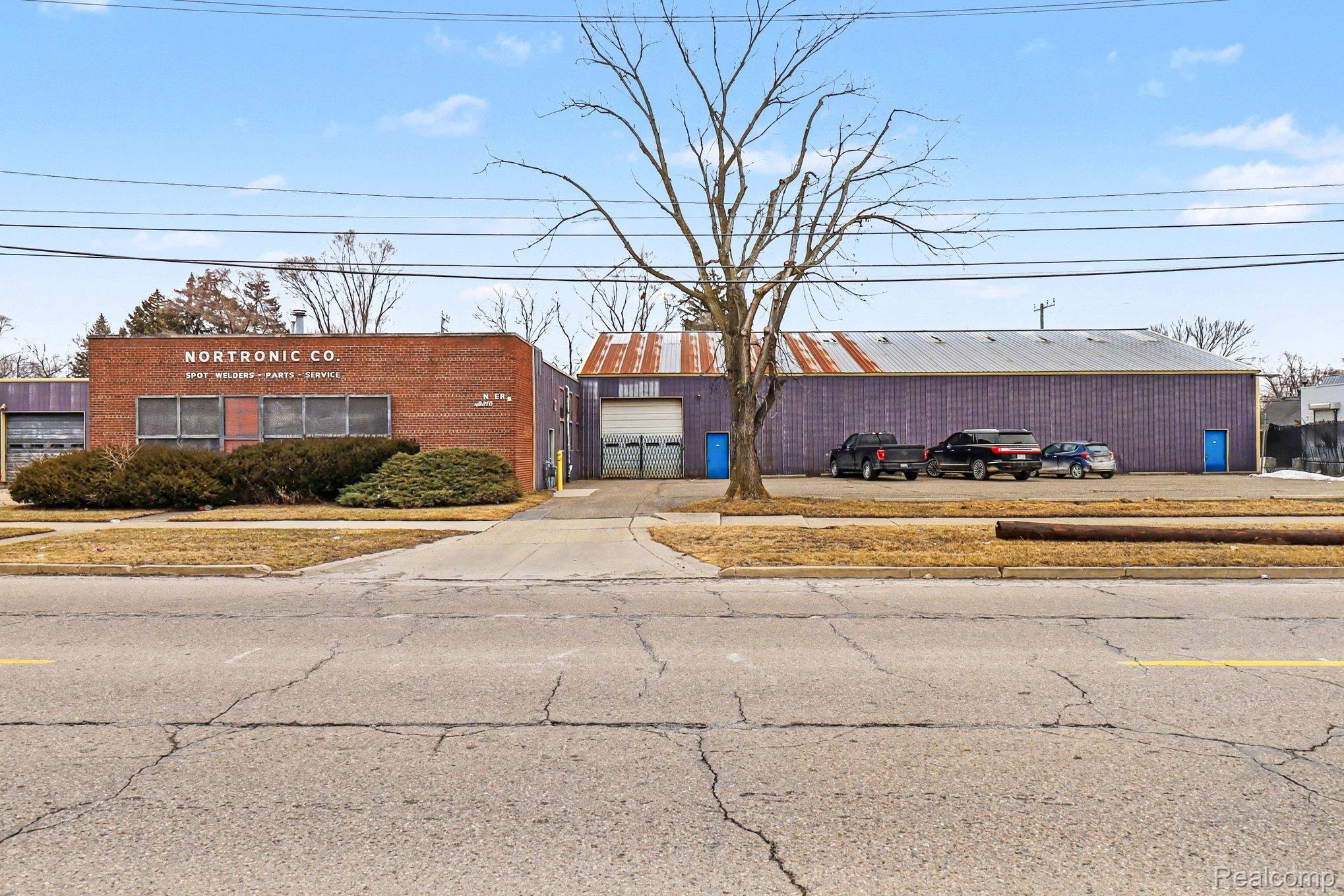 Commercial Sale in Detroit 5