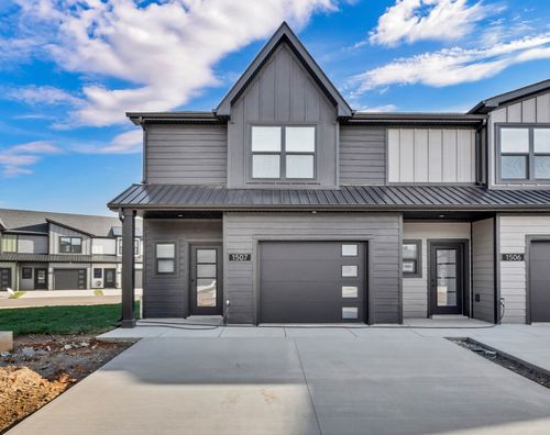 1507 Jonathan Wade Pvt Cir, Clarksville, TN, 37043-4120 | Card Image