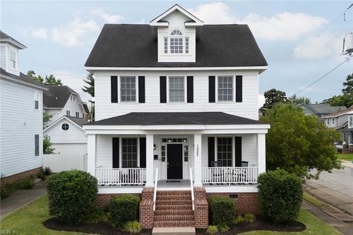 1037 Harrell St, Portsmouth, VA, 23704-1803 | Card Image