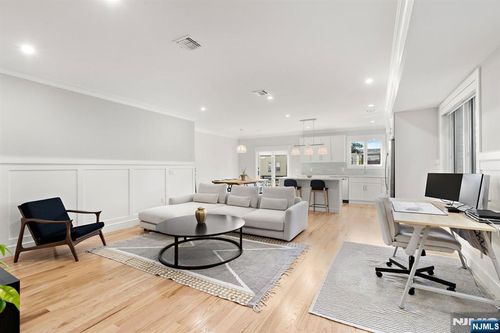 319 8th St, Fairview, NJ, 07022-1307 | Card Image