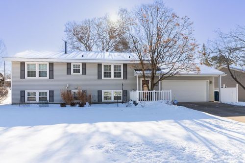 3028 Flag Avenue N, New Hope, MN, 55427 | Card Image