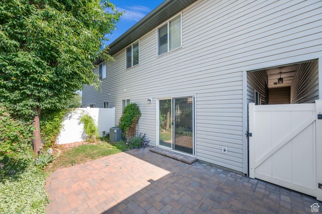 916 E Grape Ivy Way, Condo with 3 bedrooms, 3 bathrooms and 2 parking in Millcreek UT | Image 17