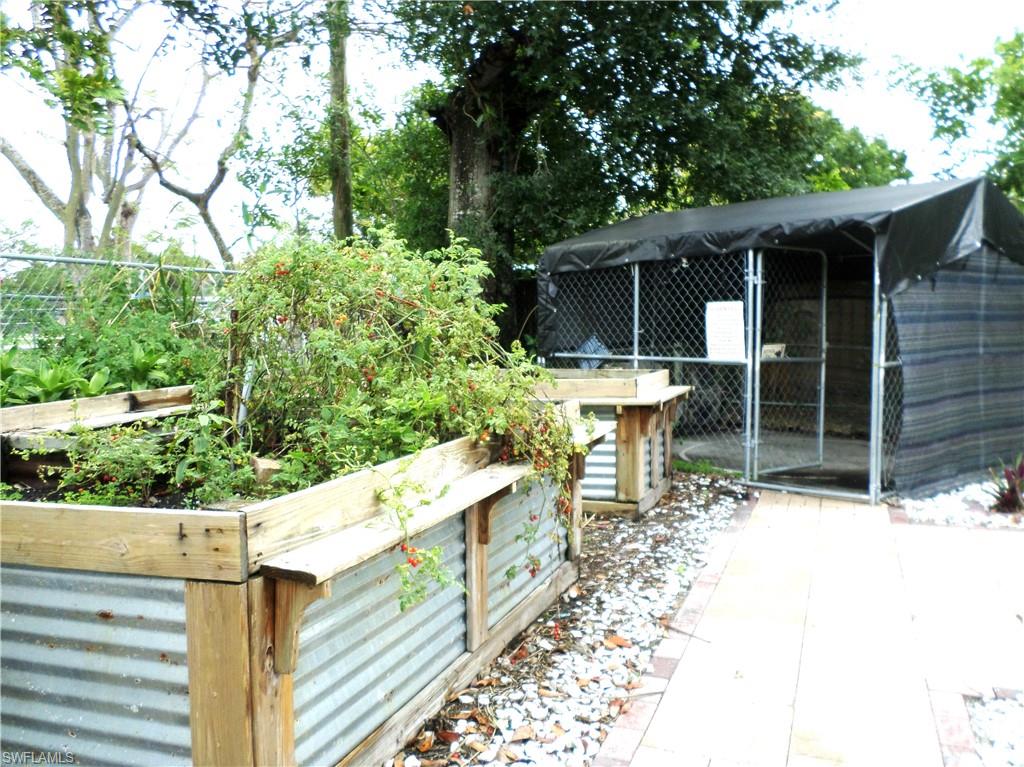Residential in FORT MYERS 4