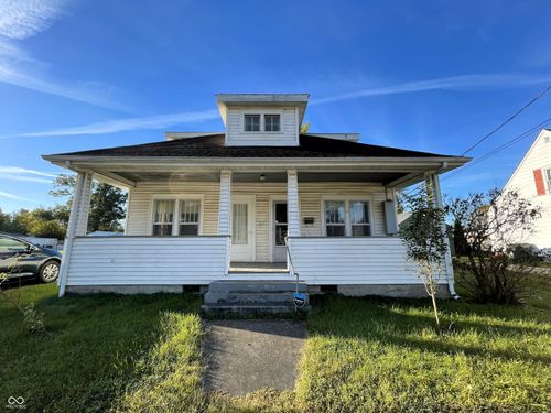 207 Moore St, Crothersville, IN, 47229-1615 | Card Image