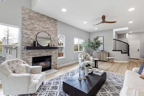 119 Mountview Ter, Benicia, CA, 94510-2755 | Card Image